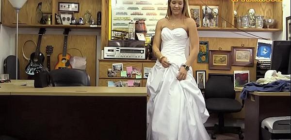  Babe in wedding dress banged by pawn man